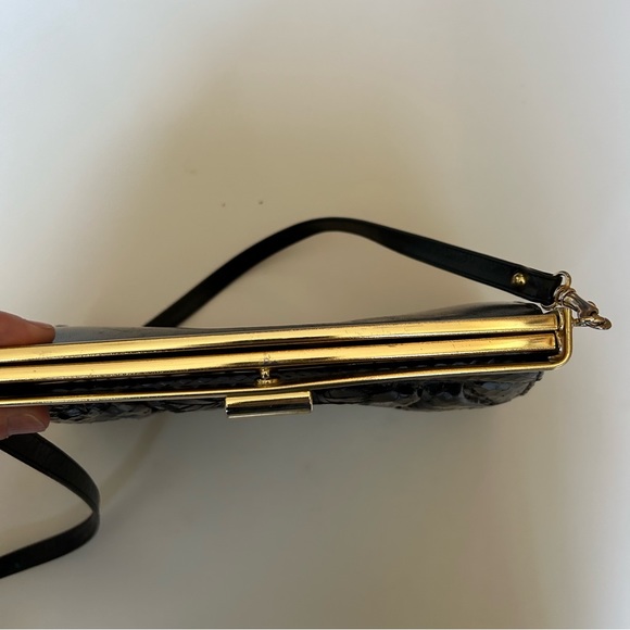 Vintage Coret | snakeskin purse - Picture 3 of 7